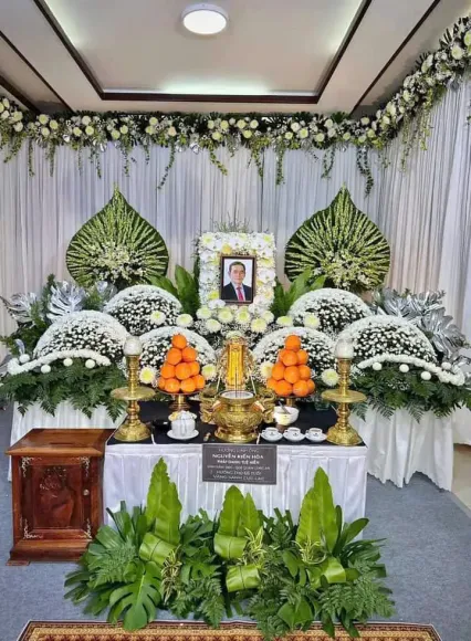 HỎA TÁNG LIÊN HOA