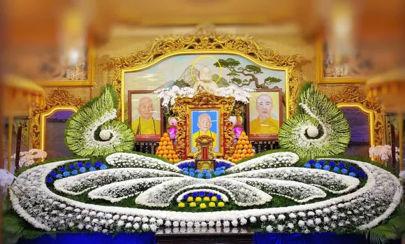 HỎA TÁNG LIÊN HOA