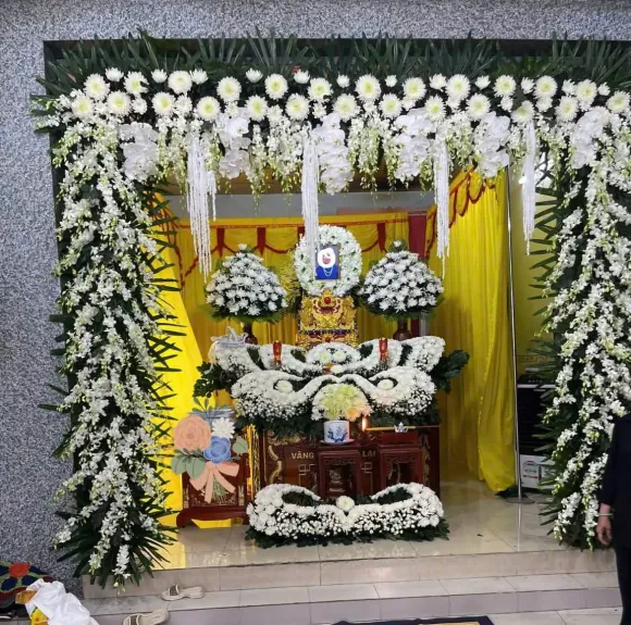 HỎA TÁNG LIÊN HOA